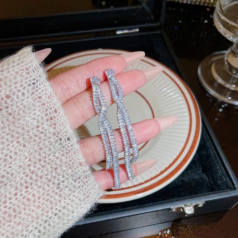 Luxuriöse Lange Quasten Ohrhänger Mit 925 Sterlingsilber Stift Kupfer Zirkonia Pavé Eingelegt Minimalistischer Schmuck Für Damen
