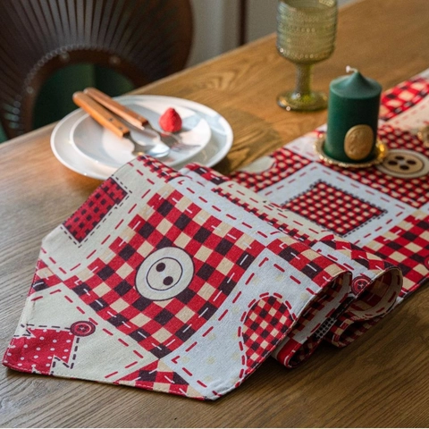 Runner da Tavolo Natalizio Stampato in Cotone e Lino Design a Quadri con Bottoni e Albero di Natale per Decorazione Festa Tavolo