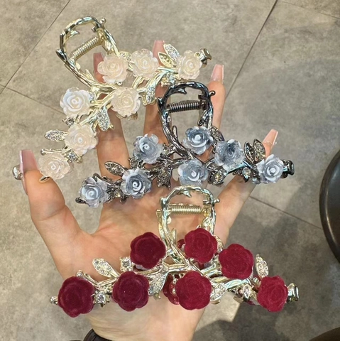 Elegant Rose Flower Hair Claw Clip For Women Alloy Rhinestone Velvet Floral Hair Accessories Large Shark Clip