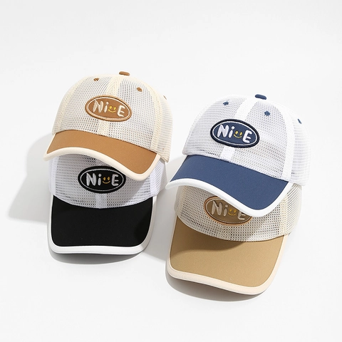 Kinder Mesh Honkbalpet Ademend Zomer Trucker Hat Verstelbaar Zonneklep Outdoor Sport Borduurwerk Nice Smiley Face
