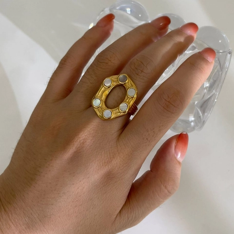 Irregular Hexagonal Hollow Shell Inlaid Ring For Women 316L Stainless Steel 18K Gold Plated Geometric Niche Design Jewelry