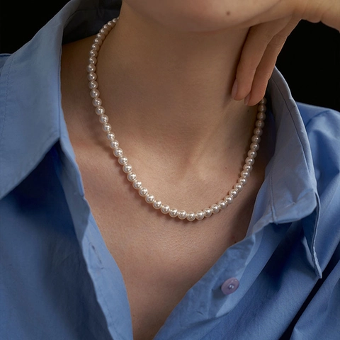 Französische Vintage Künstliche Perlenkette Damen Elegante Künstliche Perlen Schlüsselbeinkette Minimalistischer Luxus Silberfarbener Kugelverschluss