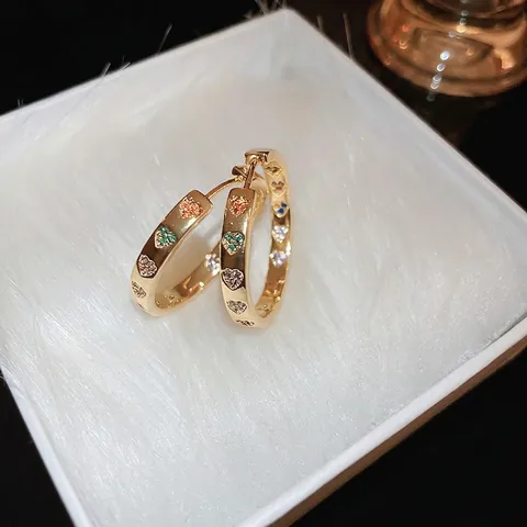 Vergoldete Kupfer Creolen Mit Bunten Herz Zirkon Und Silber Ohrringpfosten Modeschmuck Für Frauen
