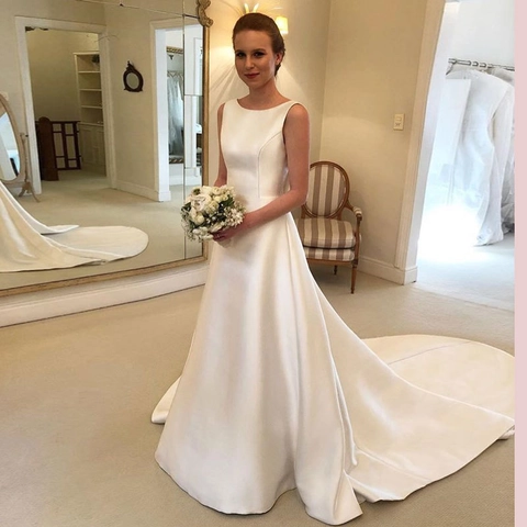 Elegantes Satin Brautkleid Rückenfrei Große Schleife Ärmellos U-Boot-Ausschnitt A-Linie Hochzeitskleid Mit Kleiner Schleppe