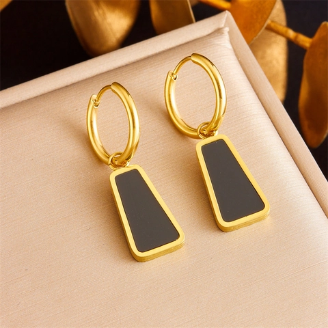 Boucles d'Oreilles Pendantes Trapèze Géométriques Minimalistes en Acier Inoxydable Plaqué Or Noir pour Femmes Bijoux de Mode