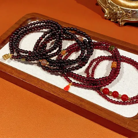 Bracciale Di Perline Di Granato A Più Giri Con Agata Giada Cristallo Di Fragola E Pendente Carattere Fu Stile Cinese Donna
