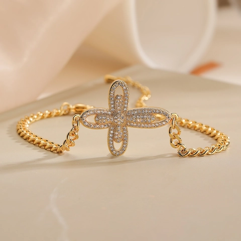 Bracciale a Catena Cubana a Croce in Rame Placcato Oro 18K Strass Gioielli Religiosi Regolabile Hip Hop Catena da Mano per Donna