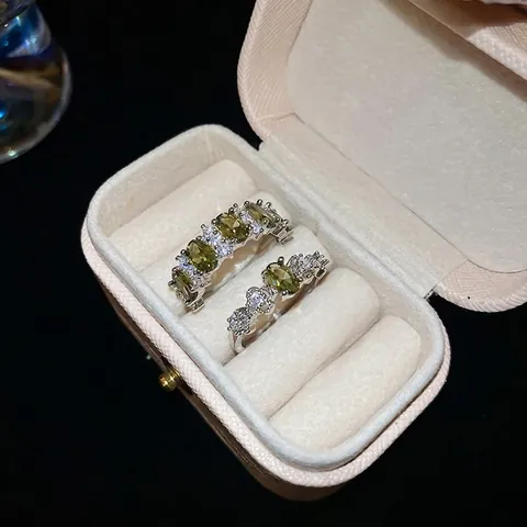 Retro Ovaler Olivgrüner Zirkon Kupferringe Für Damen Offen Verstellbar Versilbert Französischer Luxus Fingerschmuck