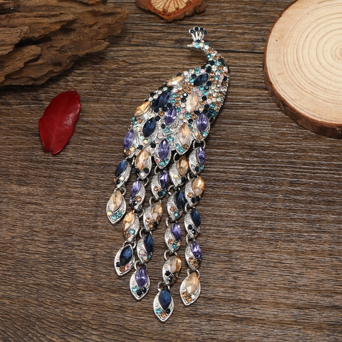 Vintage Alloy Rhinestone Peacock Brooch With Long Tassels For Women Elegant Animal Shape Lapel Pin Crystal Fashion Jewelry