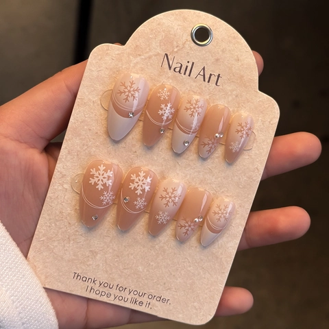 Winter Christmas Press On Nails Snowflake Pattern Gradient Pink White Almond Shape Fake Nails Rhinestone Decor