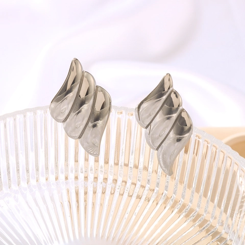 Vintage Angel Wing Earrings Stainless Steel French Style Irregular Wave Ear Studs High End Fashion Jewelry For Women