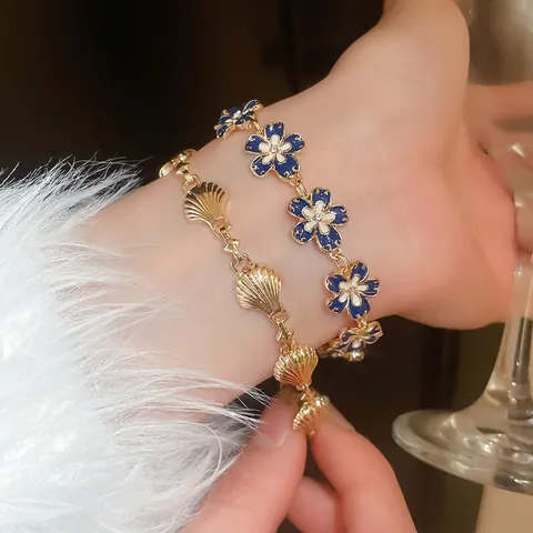 Bracciale In Lega Placcato Oro Vintage Francese Elegante Conchiglia E Fiore Smalto Catena Da Polso Gioielli Donna