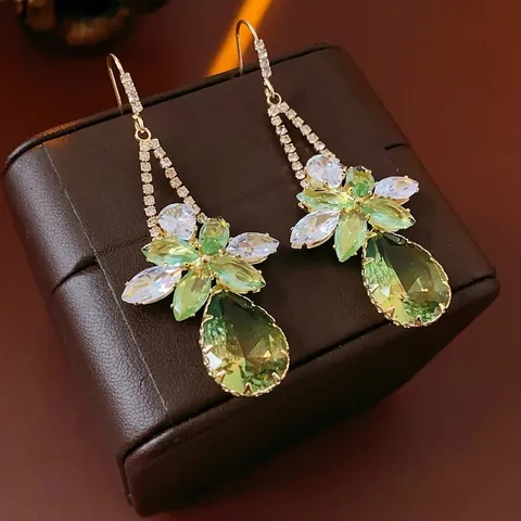Boucles D Oreilles Pendantes Fleur Avec Zircon Vert Base En Cuivre Et Tige En Argent Pour Femmes Rétro