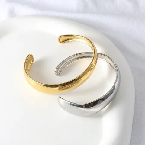 Bracciale A Polsino In Acciaio Inossidabile Minimalista Superficie Larga Lucidato A Specchio Aperto Gioielli Di Moda Per Donne