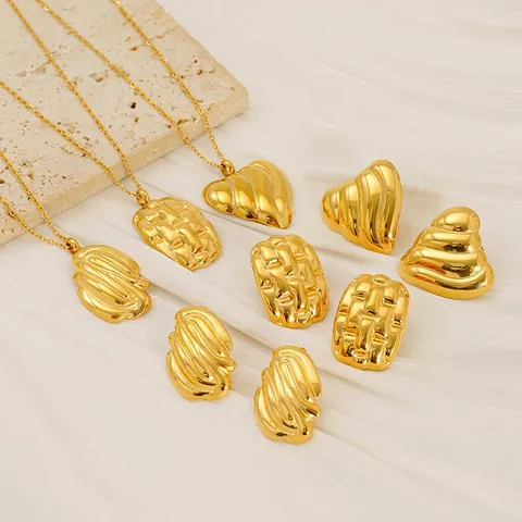 Gioielli Texture Geometrica Donne Acciaio Inossidabile Placcato Oro 18K Collana E Orecchini Elegante Moda Accessori