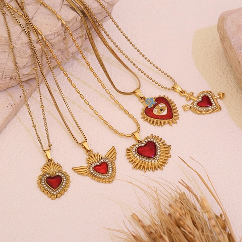 Collana Pendente Cuore Rosso Vintage Acciaio Inossidabile Smalto Strass Sacro Cuore Ali Freccia Occhio Di Allah Gioielli