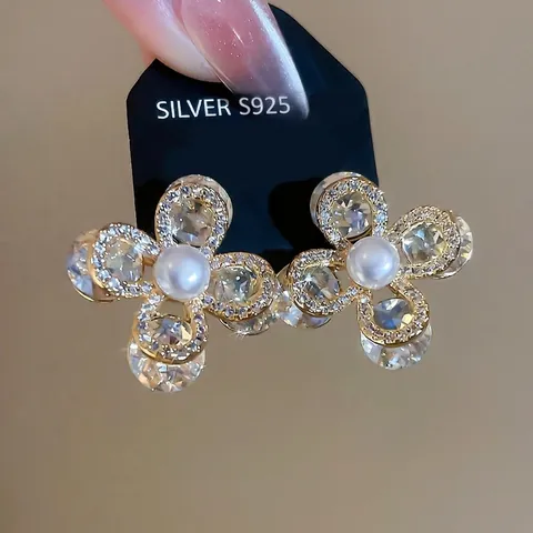 Elegante Bloem Kunstparel Oorknoppen Met Zirkoon Inleg En Zilveren Oorbellensteker Vergulde Sieraden Voor Dames