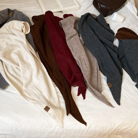 Sciarpa A Triangolo In Maglia Da Donna Scialle Retro Tinta Unita Termico Scaldacollo Involucro Invernale Versatile Con Patch In Pelle