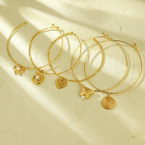 Collana Choker Elegante Cuore Fiocco Acciaio Inossidabile Placcato Oro 18K Con Pendente Perla Artificial Per Donna Gioielli