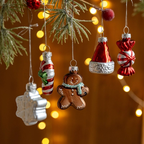 Glas Weihnachtsschmuck Vielfalt Kollektion Weihnachtsmann Schneemann Lebkuchenmann Hängende Anhänger Für Festliche Baumdekoration