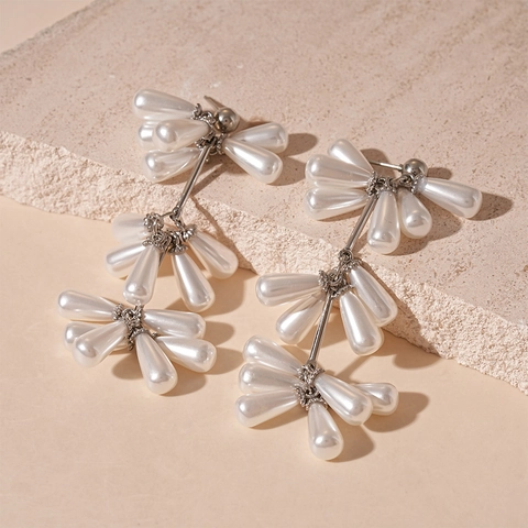 Elegant Long Tassel Earrings With Imitation Artificial Pearl Waterdrop Shape Copper Metal And Silver Earring Post For Women