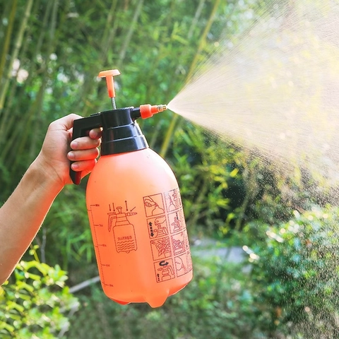 Handheld Pressure Sprayer Bottle Adjustable Nozzle Manual Pump Watering Pot For Gardening Cleaning Disinfection Plastic