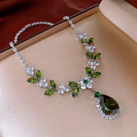 Gioielli Fiore Goccia Verde Smeraldo Collana E Orecchini In Rame Zircone Con Perno In Argento Lusso Retrò Per Donne
