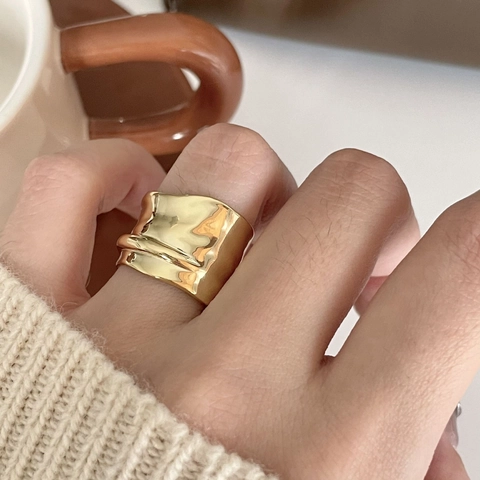 925 Sterling Silver Wide Irregular Wave Ring For Women Minimalist Crinkle Hammered Texture Adjustable Opening Chic Jewelry