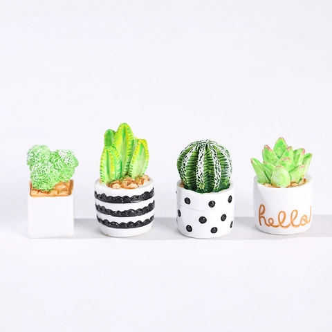 Mini Artificial Cactus Potted Plant Resin Succulent Miniature Desktop Decor Home Office Ornaments Green Small