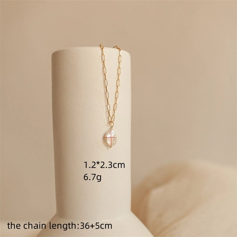 Collana Pendente Con Perla de Agua Dulce Barocca D'Acqua Dolce Rame Placcato Oro 14K Catena Graffetta Gioielli Minimalisti Eleganti Donna