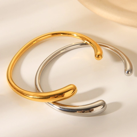 Minimalistische Roestvrijstalen Open Manchet Armband 18K Verguld Glad Gepolijst Moderne Bangle Sieraden Voor Vrouwen