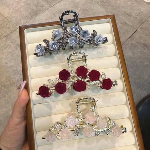 Elegant Rose Flower Hair Claw Clip For Women Alloy Rhinestone Velvet Floral Hair Accessories Large Shark Clip
