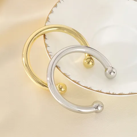 Klassischer C-Form Offener Armreif Edelstahl 18K Vergoldet Minimalistisches Rundes Kugelende Armband Für Damen Eleganter Schmuck