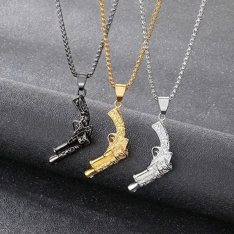 Men Retro Carved Revolver Pistol Pendant Necklace Stainless Steel Punk Street Style Jewelry