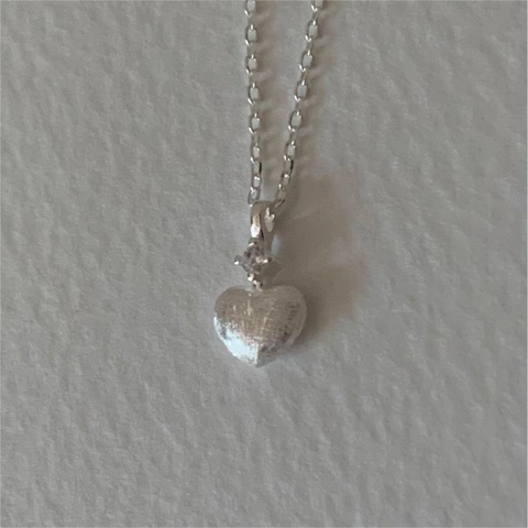 Herz Anhänger Halskette 925 Sterling Silber Zirkonia Gebürstete Textur Minimalistisch Elegant Schmuck Für Damen