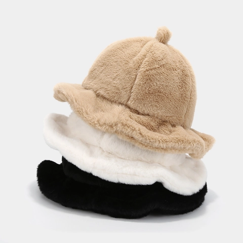 Women Faux Fur Bucket Hat Winter Warm Plush Basin Hat With Pom Pom Sweet Cloud Style Solid Color Windproof