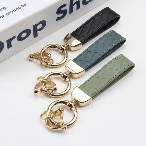 Moderne Reliëf Lederen Sleutelhanger Zinklegering Auto Sleutelring Gevlochten Patroon Sleutelhouder Accessoire Cadeau