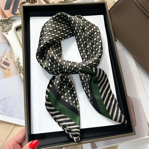 Elegante Pañuelo Cuadrado Satén Artificial Estampado Geométrico Patrón Letras Pañuelo Cabeza Cuello Para Mujer Banda Pelo Bolso