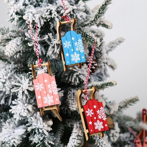 Adornos Colgantes De Navidad Madera Forma De Trineo Y Esquís Con Piel Sintética Patrón De Copos De Nieve