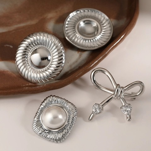 Spilla E Orecchini Vintage In Acciaio Inossidabile Per Donna Elegante Fiocco Cuore Zircone Perla Artificial Spille Gioielli Francesi