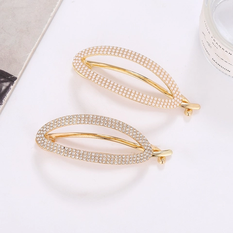 Eleganter Legierungs Haarrclip Mit Strass Und Künstliche Perle Gedrehte Haarklammer Für Damen Einfacher Modischer Haarschmuck
