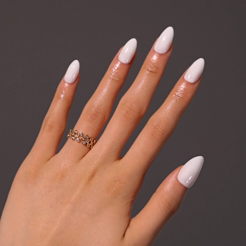 Press On Nails Solid White Glossy Almond Shape Full Cover Fake Nails For Women Simple Elegant Manicure