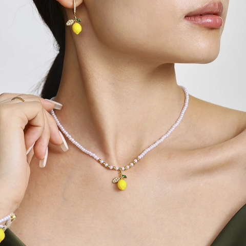 Summer Fresh Lemon Daisy Artificial Pearl Beaded Necklace Stainless Steel Bee Fruit Pendant Necklace For Women Handmade Fashion Jewelry