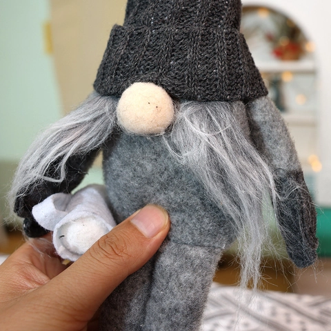 Gnomo Di Natale Bambola Senza Volto Decorazione Cappello In Maglia Cuore Tessuto Feltro Fatto A Mano Ornamento Da Tavolo