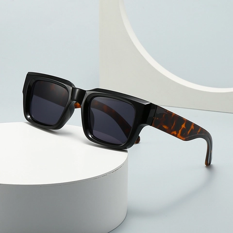 Modern Retro Square Sunglasses For Men Women PC Frame UV400 Protection Miami Beach Fashion Oversized Wide Frame Shades Eyewear