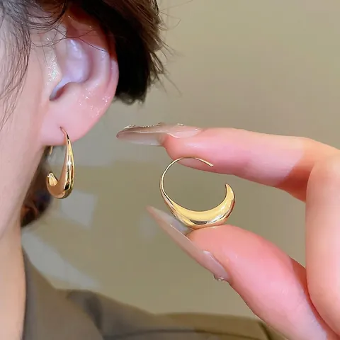 Orecchini A Cerchio Geometrici Ovali A Forma Di C In Rame Placcato Oro Con Perno In Argento Per Donna