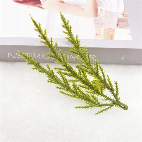 Artificial Pine Needles Branches Plastic Green Pronged Frosted Snow Effect Christmas Wreath Decor DIY Crafts