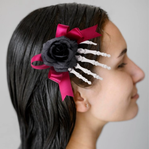 Halloween Skelet Hand Haarspeld Met Roos En Strik Plastic Gothische Party Hoofddeksel Voor Dames