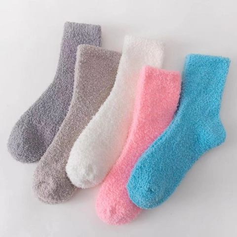 Women Coral Fleece Floor Socks Solid Color Thickened Warm Winter Sleep Socks Non-Shedding Plush Home Mid-Calf Socks