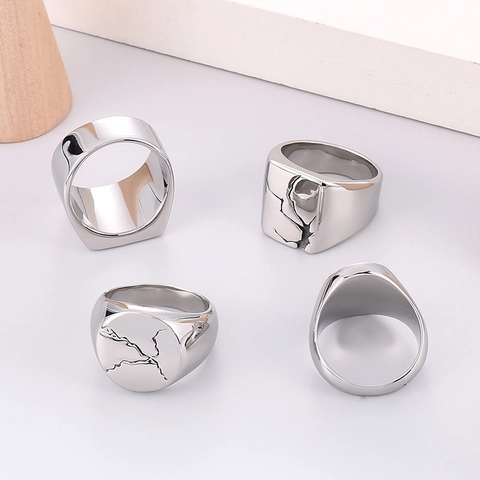 Signet Ring Titanium Stainless Steel Black Cracked Texture Wide Band Punk Vintage Niche Design Jewelry For Men